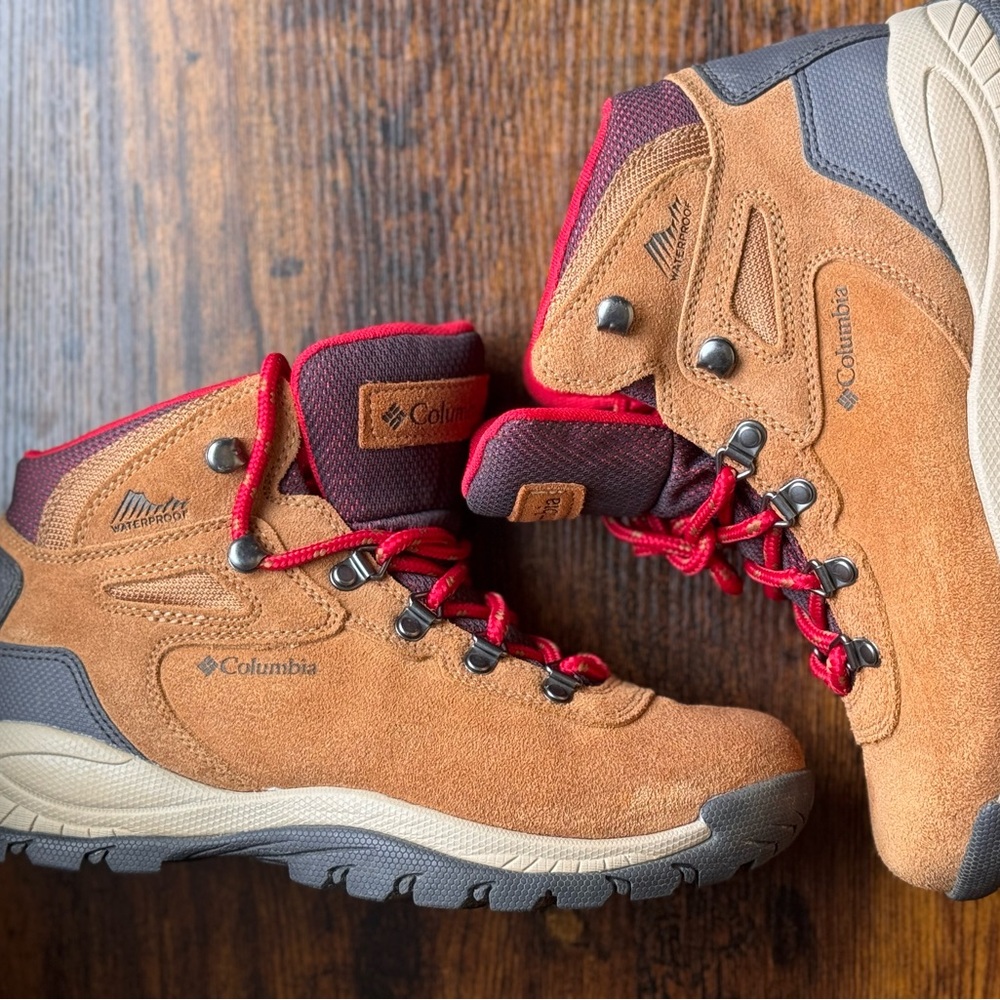 Columbia Newton Ridge Plus Waterproof Amped